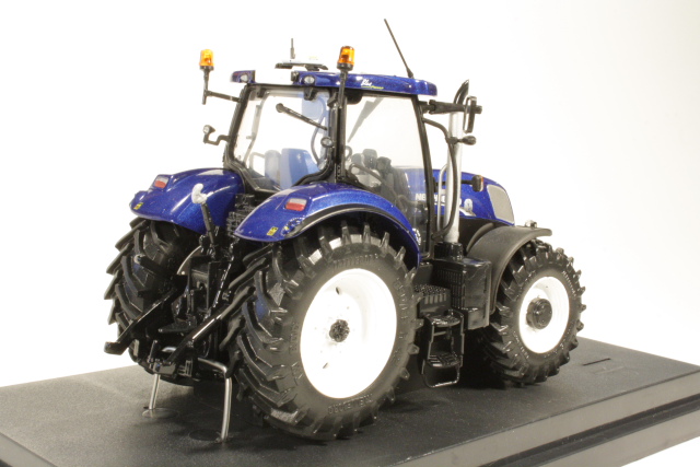 New Holland T7.210 2011, blue