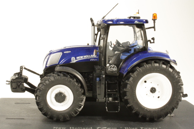 New Holland T7.210 2011, blue