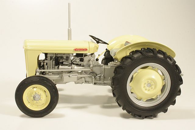 Ferguson TO 35 1957, light yellow