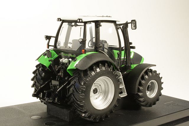 Deutz Fahr Agrotron TTV 430, light green