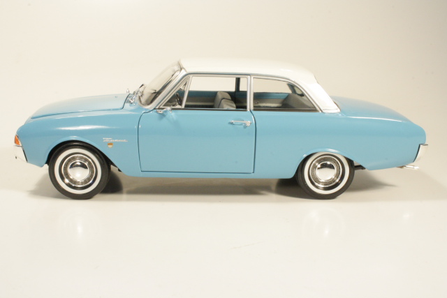 Ford Taunus 17M P3 1961, vaaleansininen