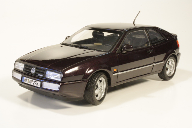 VW Corrado VR6 1993, violet