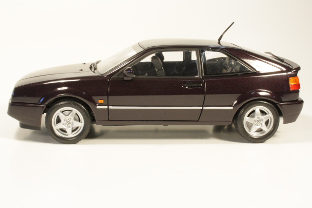 VW Corrado VR6 1993, violet