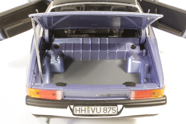 VW Porsche 914/4 1970, sininen