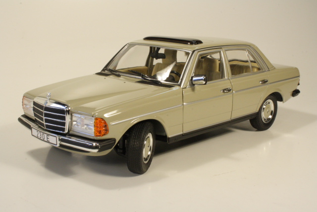 Mercedes 230E (w123) 1984, vihreä