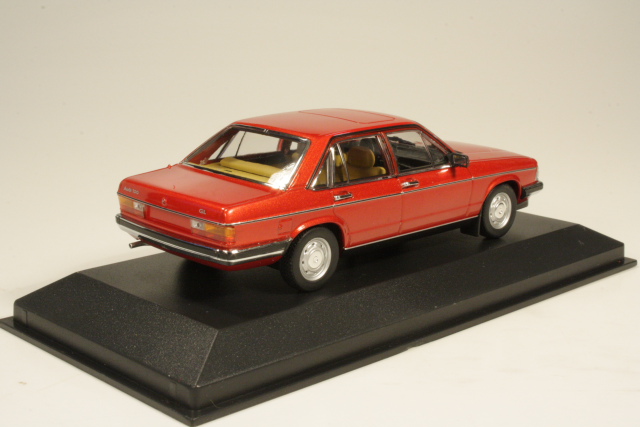 Audi 100 1979, red