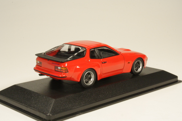 Porsche 924 Carrera GT 1981, punainen