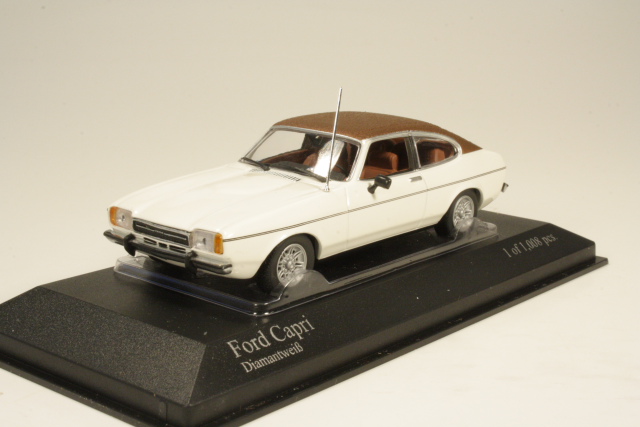Ford Capri Mk2 1974, valkoinen