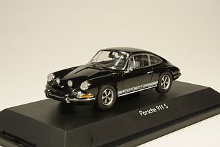 Porsche 911S, black