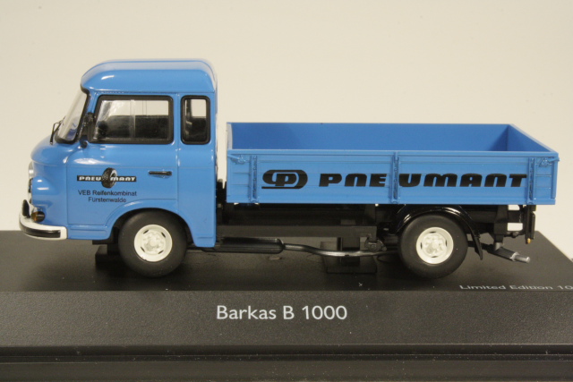 Barkas B1000 "Pneumant Reifen"