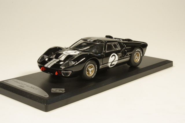 Ford GT40 MK2 1966, musta, no.2