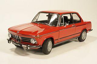 BMW 2002Tii 1973, punainen