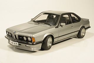 BMW M635CSi 1984, hopea
