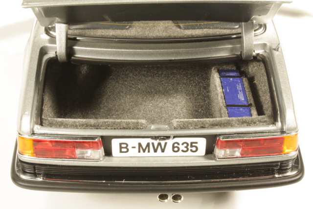 BMW M635CSi 1984, hopea
