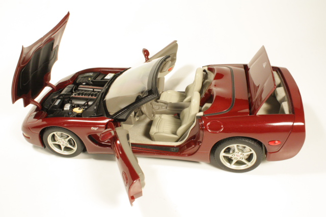 Chevrolet Corvette C5 5.7 50th Anniversary 2003, red