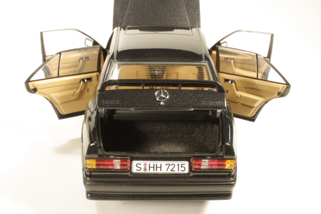 Mercedes 190E 2.3-16V (W201) 1986, musta - Sulje napsauttamalla kuva