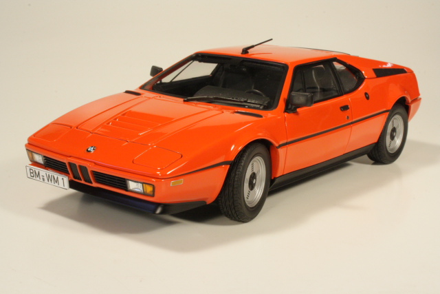 BMW M1 1978, punainen - Sulje napsauttamalla kuva