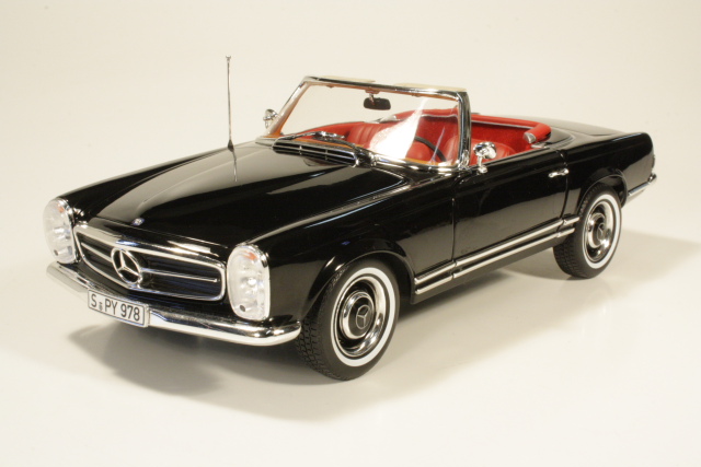 Mercedes 230SL (w113) 1967, musta