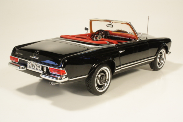 Mercedes 230SL (w113) 1967, musta