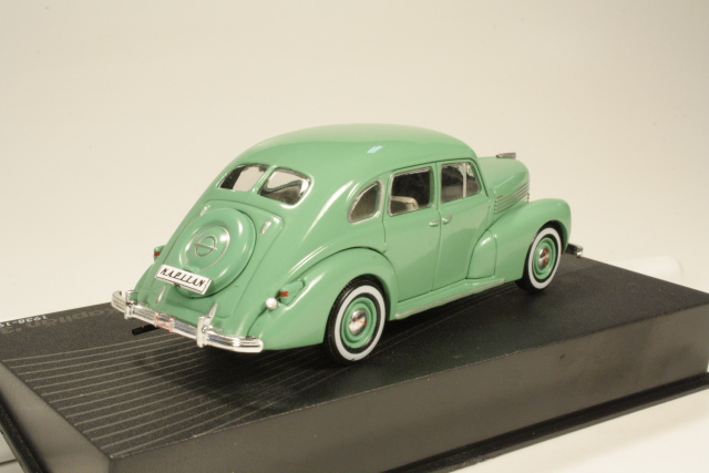 Opel Kapitän 1938, vihreä