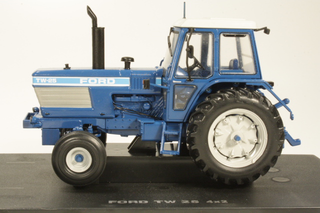 Ford TW-25 4x2 1983, blue