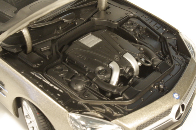 Mercedes SL500 2012, harmaa