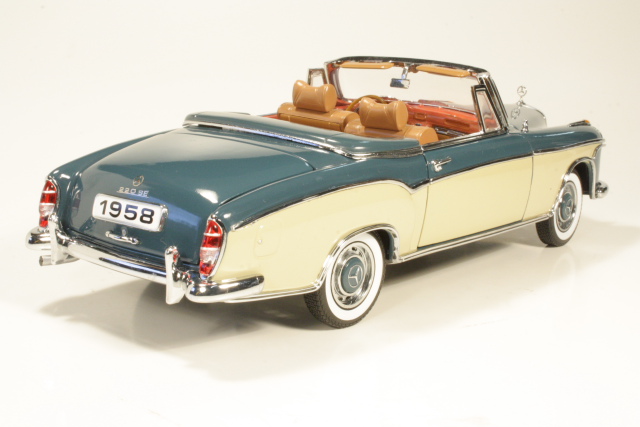 Mercedes 220SE (w128) Cabriolet 1958, sininen/beige