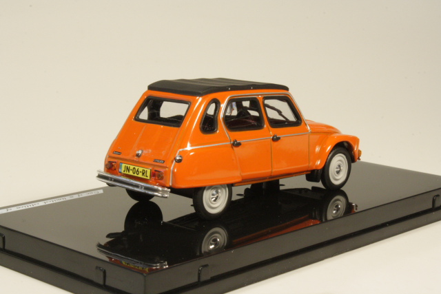 Citroen Dyane 6, orange - Click Image to Close