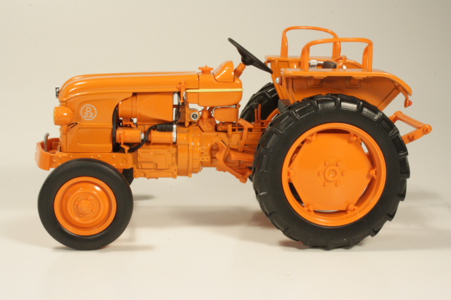 Renault D22 1956, orange