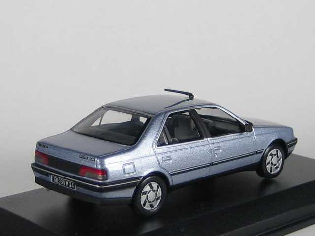 Peugeot 405 SRI 1990, sininen