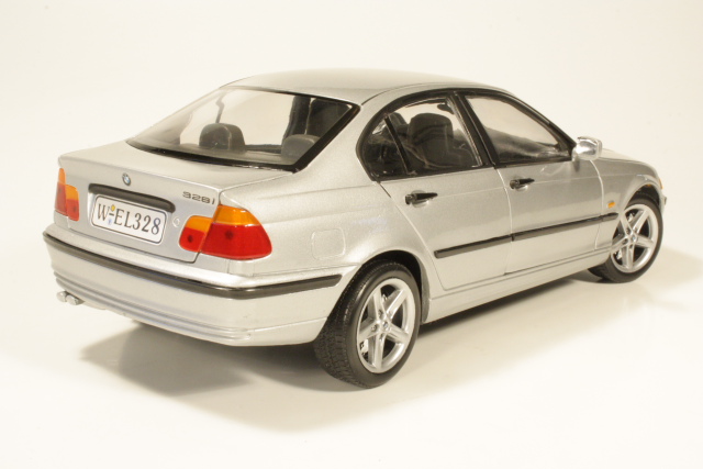 BMW 328i 1998, hopea