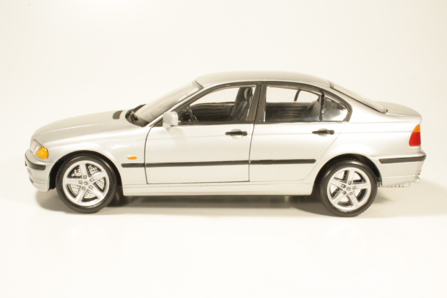 BMW 328i 1998, hopea