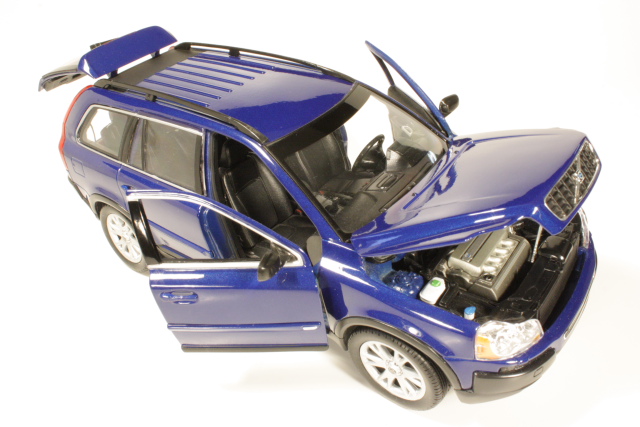 Volvo XC90 V8 2004, blue