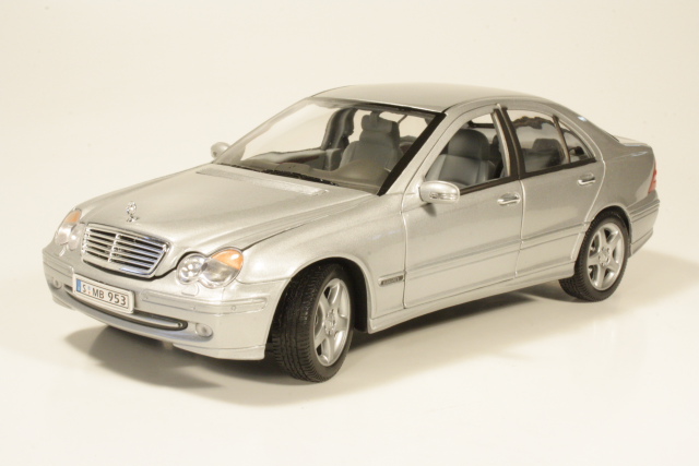 Mercedes C200 Kompressor (w203) 2001, hopea