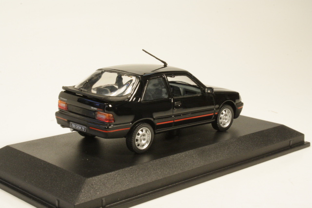 Peugeot 309GTi, musta