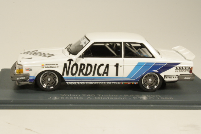 Volvo 240 Turbo Gr.A, ETCC Zolder 1986, J.Cecotto, no.1