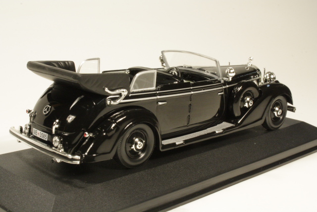 Mercedes 770K Convertible 1938, musta - Sulje napsauttamalla kuva