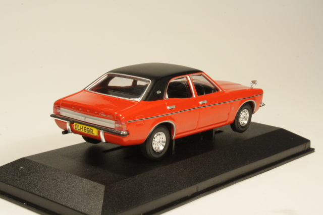 Ford Cortina Mk3 1.6 GXL 1970, punainen - Sulje napsauttamalla kuva