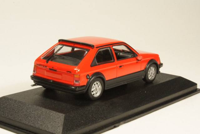 Opel Kadett D SR 1979, punainen - Sulje napsauttamalla kuva