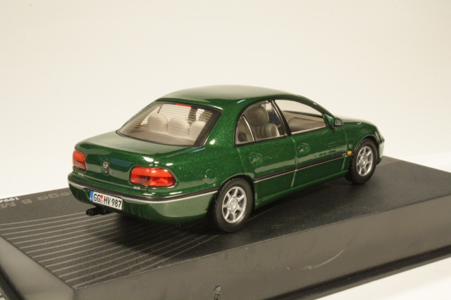 Opel Omega B 1994, vihreä - Sulje napsauttamalla kuva