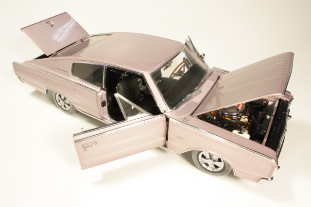 Dodge Charger 1966, violetti