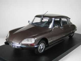 Citroen DS23 Pallas 1972, ruskea
