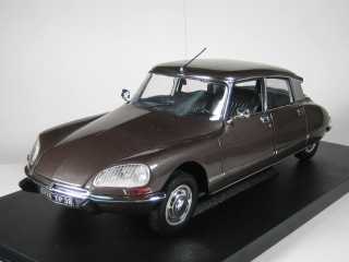 Citroen DS23 Pallas 1972, ruskea - Sulje napsauttamalla kuva