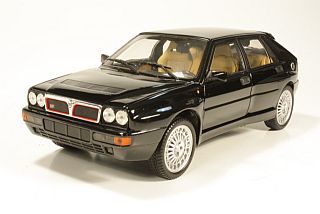 Lancia Delta HF Integrale Evo2 1991, musta