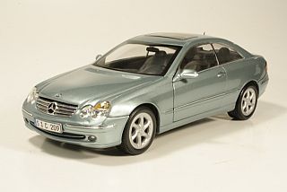 Mercedes CLK320 (w209) 2003, light green