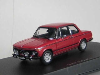BMW 2002Tii L 1974, punainen
