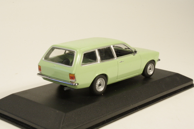 Opel Kadett C Caravan 1973, vihreä