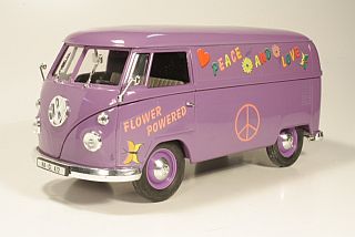 VW T1 Kombi "Peace and Love" - Sulje napsauttamalla kuva