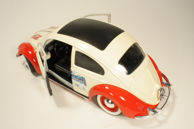 VW Beetle "Coca Cola", cream/red