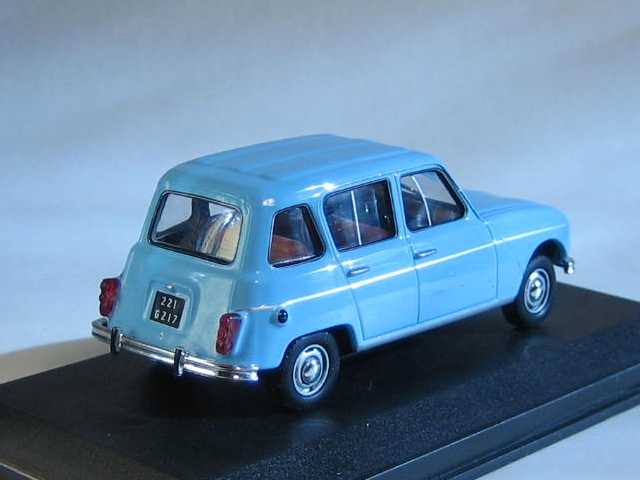 Renault 4L 1962, vaaleansininen